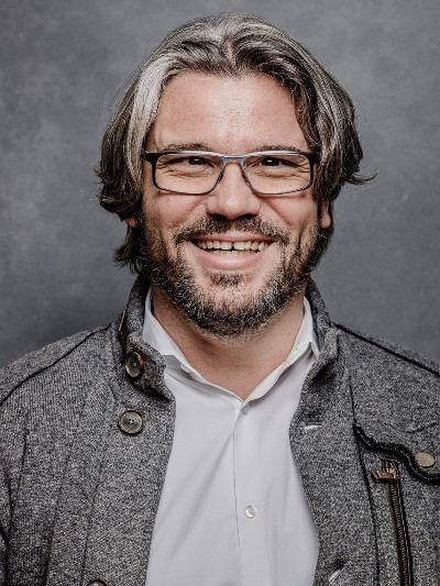 Dres Birgit Lang Hans Georg Wulff Heiko Schmidt Hno ärzte "Wer in die Zukunft will, muss das Heute loslassen" - New Work Experience