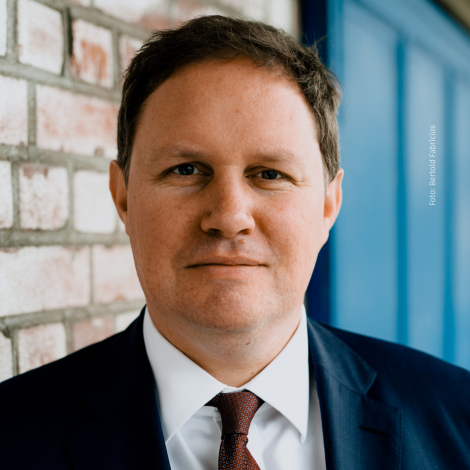 Dr. Carsten Brosda