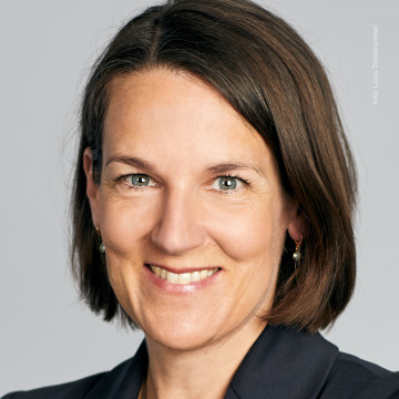 Dr. Sandra Breuer