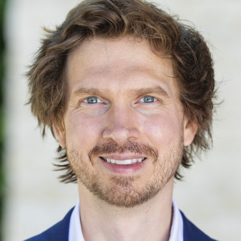 Prof. Dr. Christian Busch